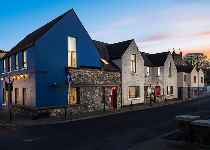 The oystercatcher lodge guest house
